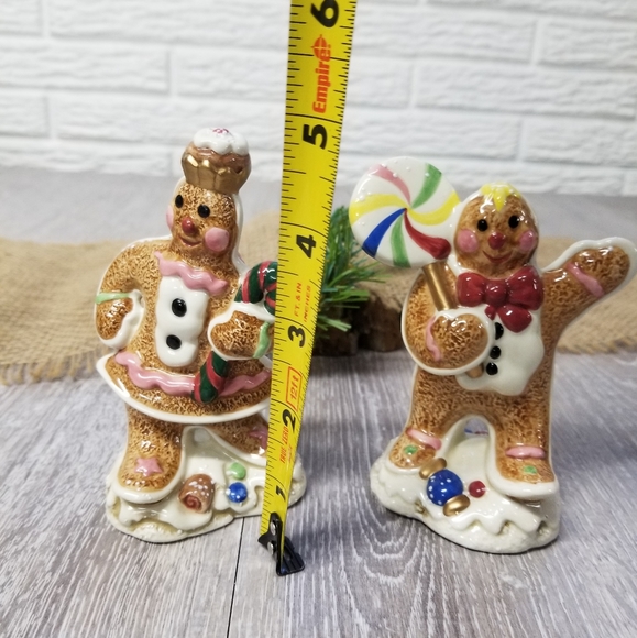 Fitz and Floyd gingerbread man salt & pepper shakers - Picture 10 of 10